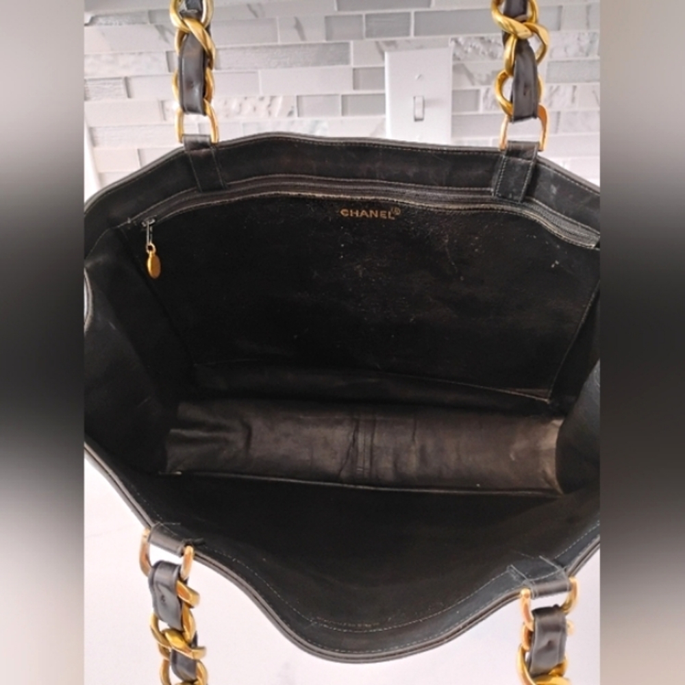 🛑SOLD🛑 CHANEL Large CC Vintage Chain Tote w/GHW - Picture 9 of 14